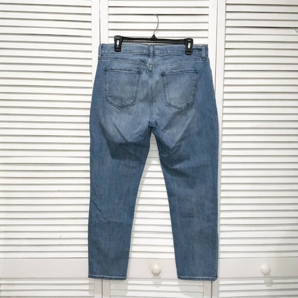 Old Navy Light Wash Boyfriend Mid-Rise Jeans Size 10 - Picture 3 of 4